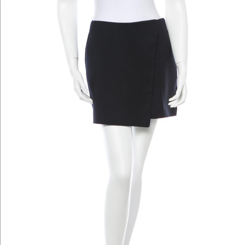 Oscar de la Renta Wool Skort with Bright Blue Lining Size 4